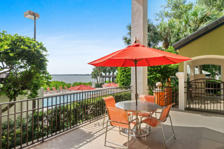 Bayside-Arbors-of-Clearwater-Apartments-bay-views
