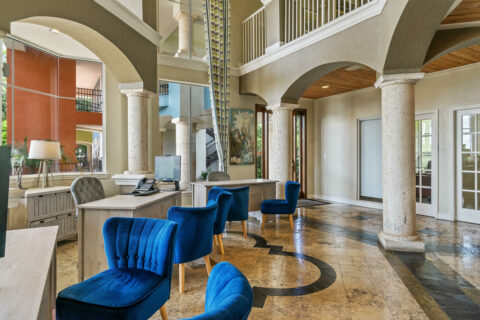 Bayside Arbors Luxury Apartments in Clearwater, FL