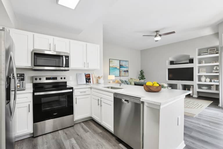 Bayside-Arbors-of-Clearwater-Apartments-kitchen-main
