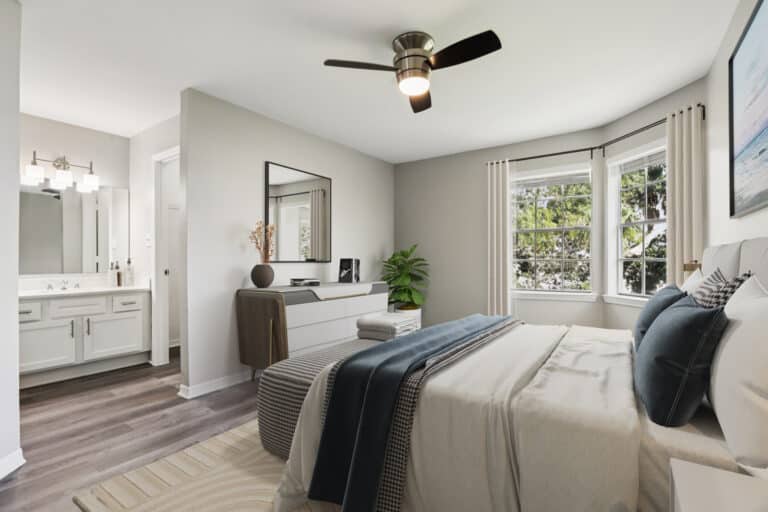 Bayside-Arbors-of-Clearwater-apartments-bed1(2)