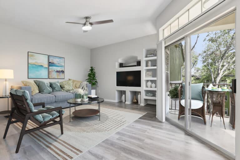 Bayside-Arbors-of-Clearwater-apartments-living5